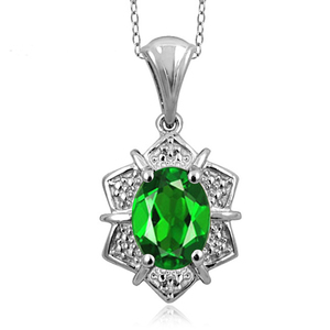 JewelonFire 1 1/4 Carat T.G.W. Chrome Diopside And White Diamond Accent Sterling Silver Pendant
