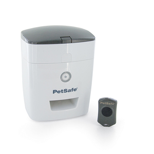 Train N Praise Treat Dispenser